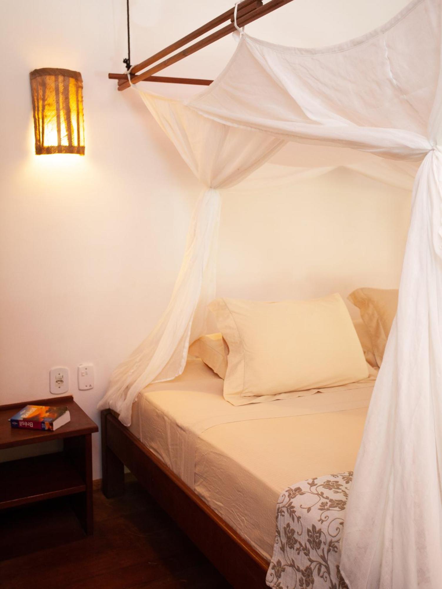 La Ferme De Georges Guest House Атинс Екстериор снимка
